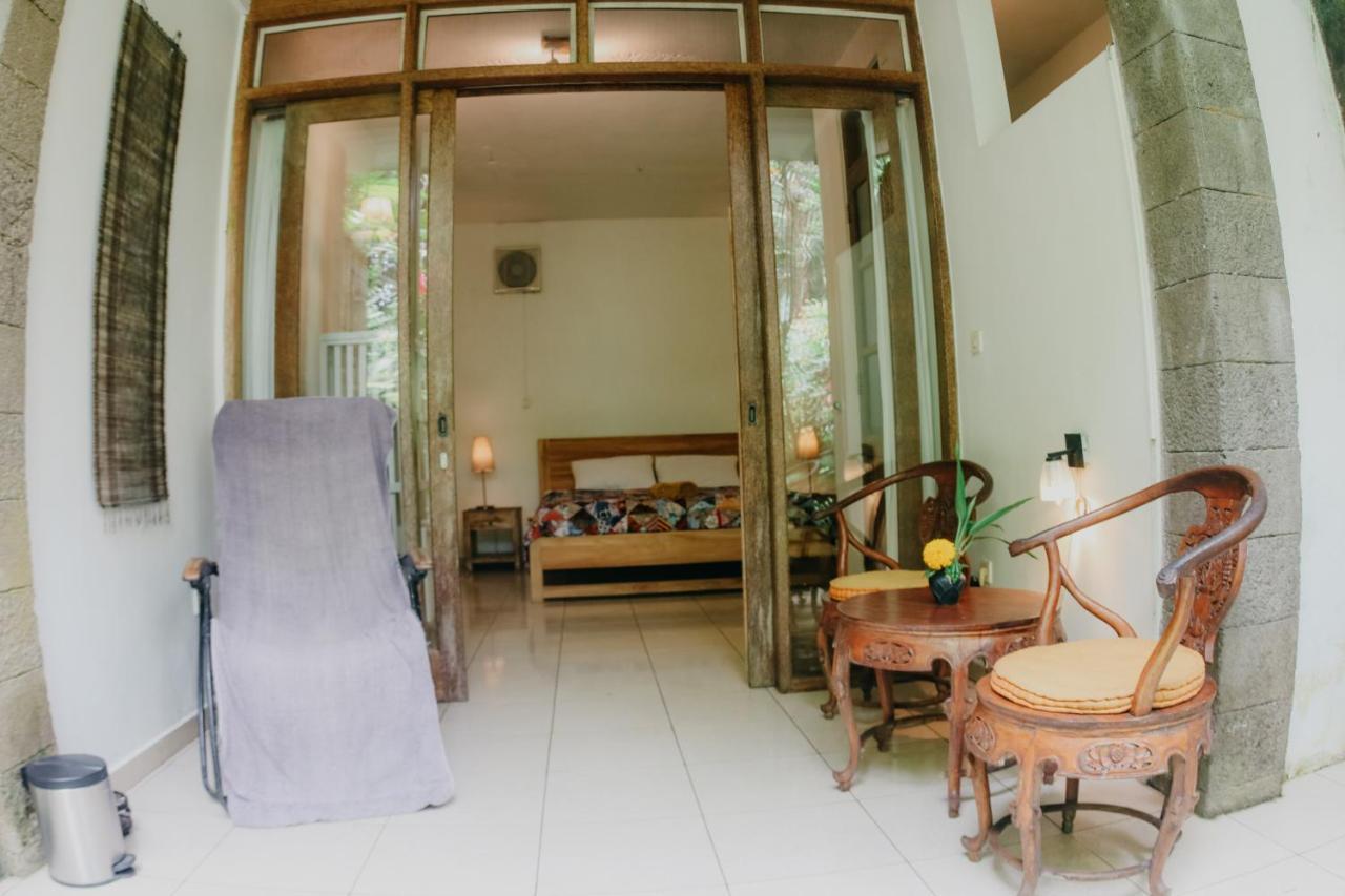 Rumah Semanggi *