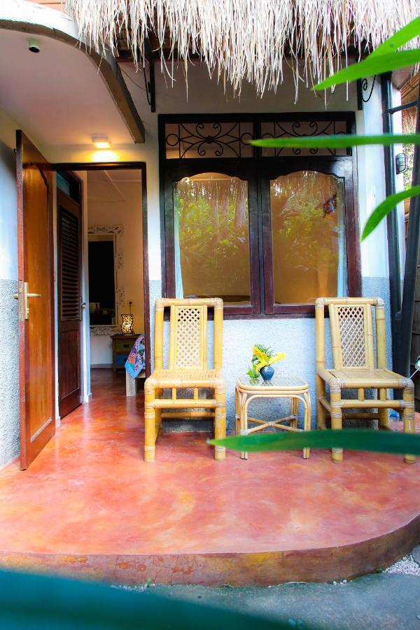 Couette-café Rumah Semanggi *