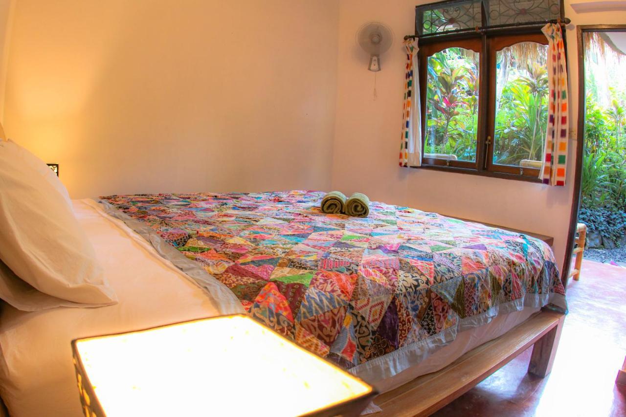 Couette-café Rumah Semanggi *