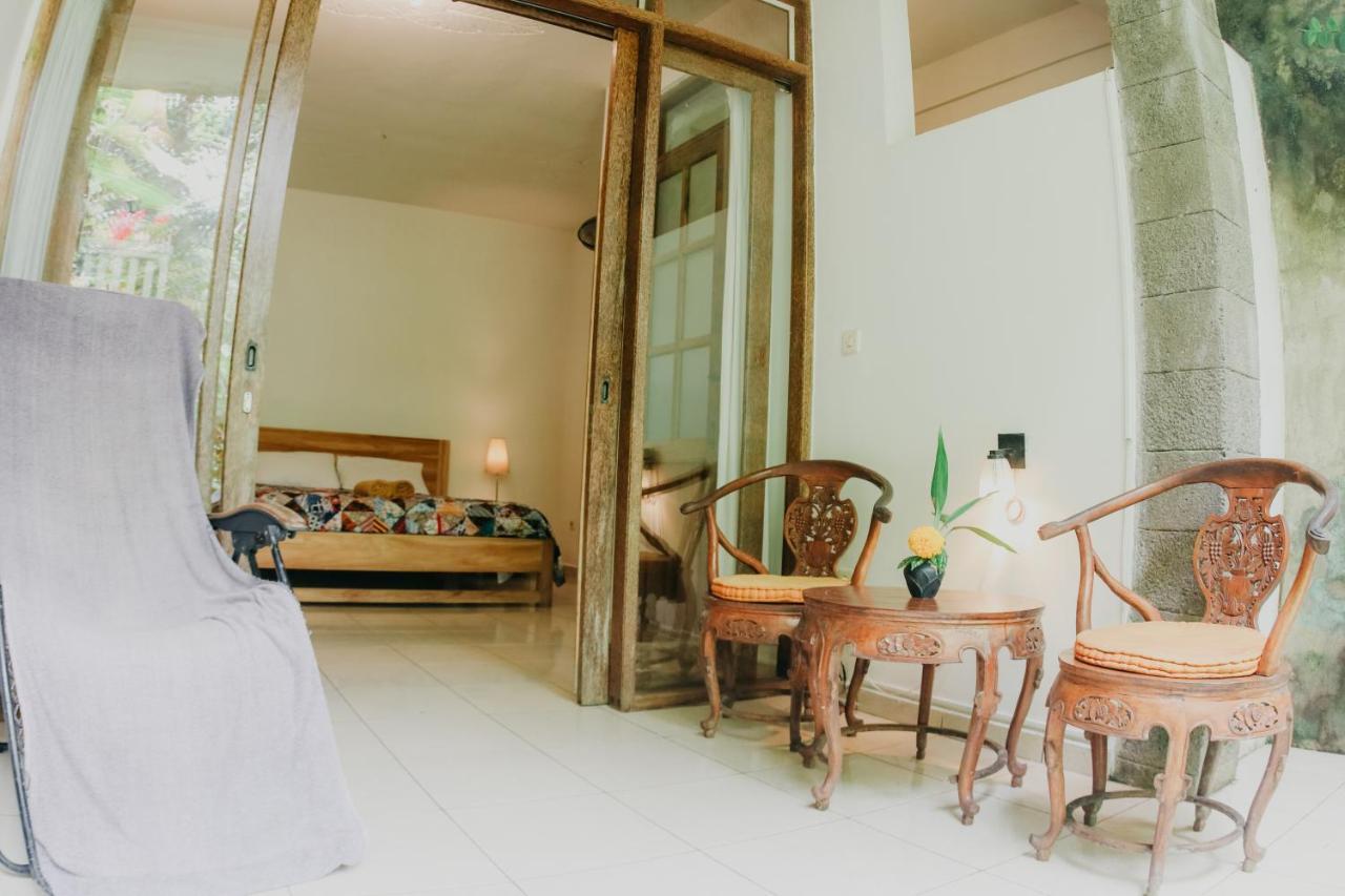 Rumah Semanggi *